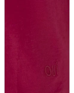 Oui Carli Tee